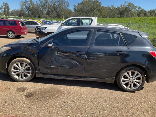 slide-items-3