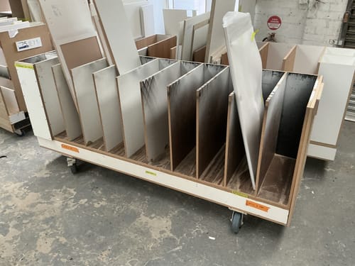 slide-items-1