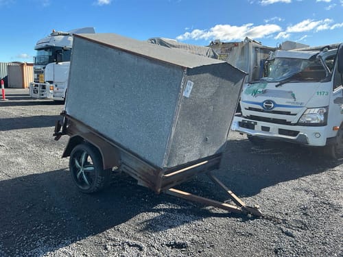 slide-items-0