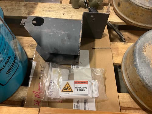 slide-items-3