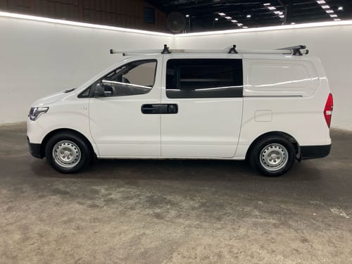 slide-items-3