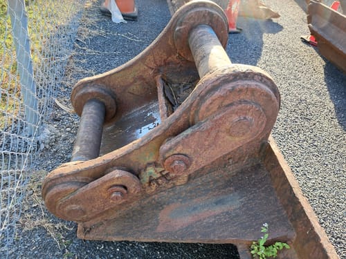 slide-items-4