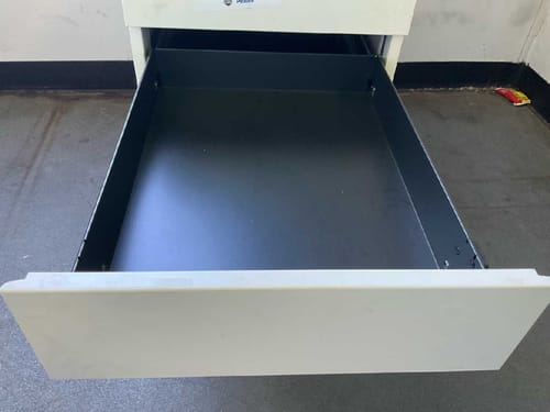 slide-items-3
