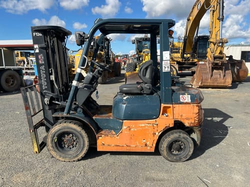 slide-items-3