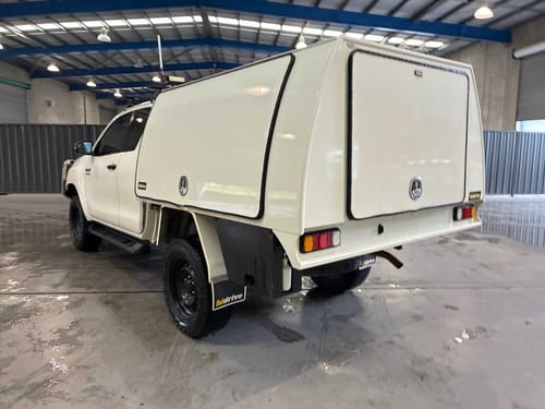 slide-items-4