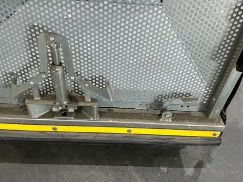 slide-items-3