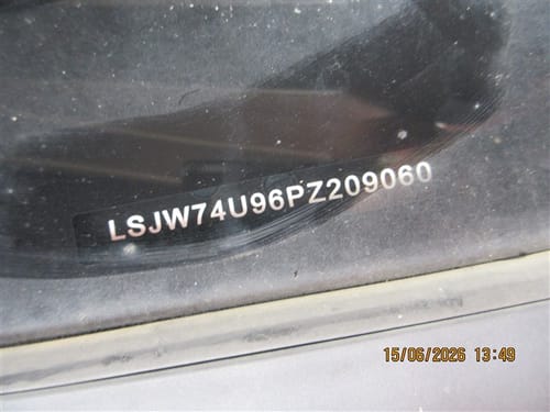 slide-items-4