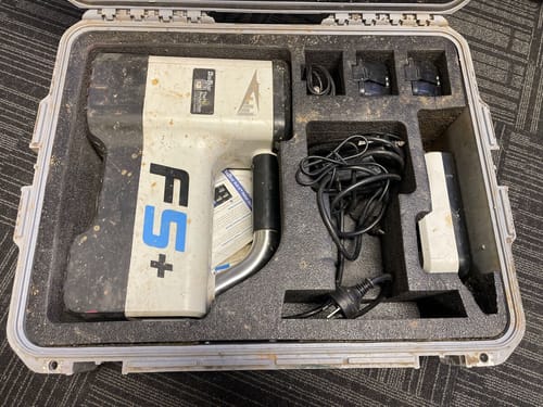 slide-items-1