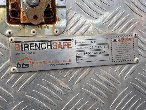 slide-items-4