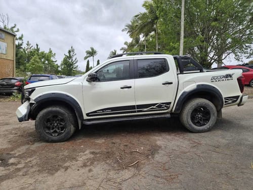 slide-items-3