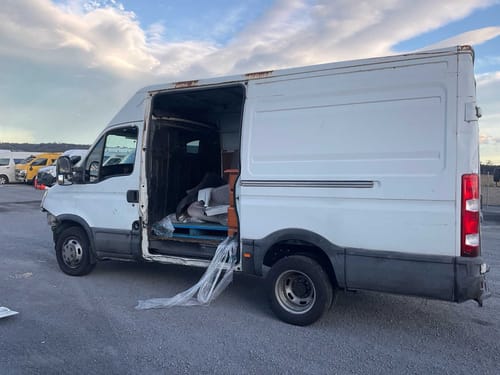 slide-items-3