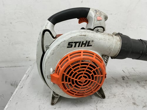 slide-items-3