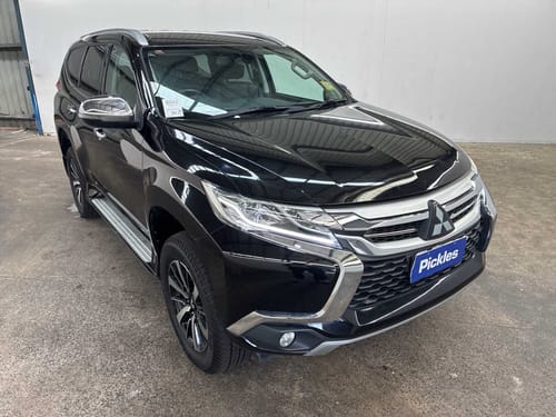 2019 Mitsubishi Pajero
