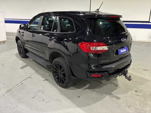 slide-items-4