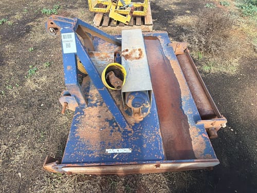 slide-items-3