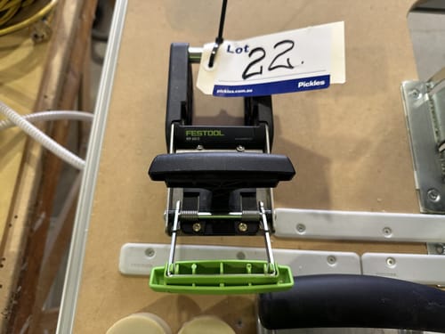 slide-items-3