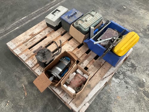 slide-items-3