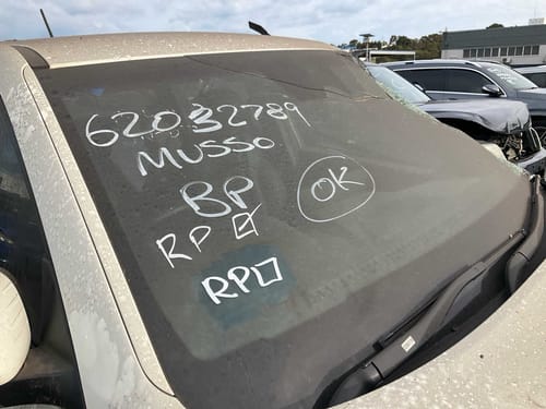 slide-items-1