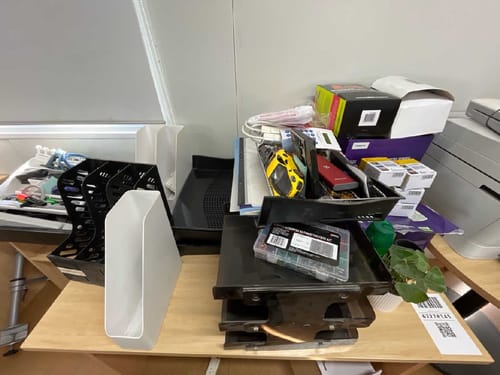 slide-items-3