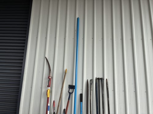 slide-items-3