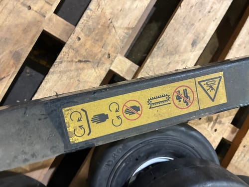slide-items-4