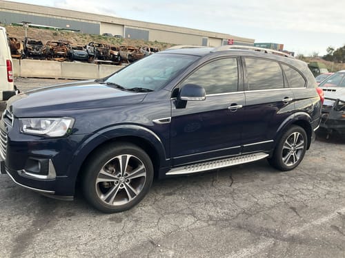 slide-items-3