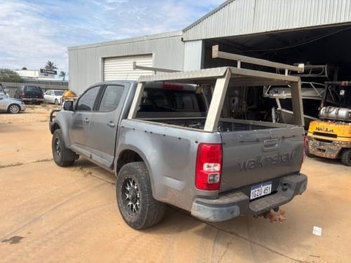 slide-items-3