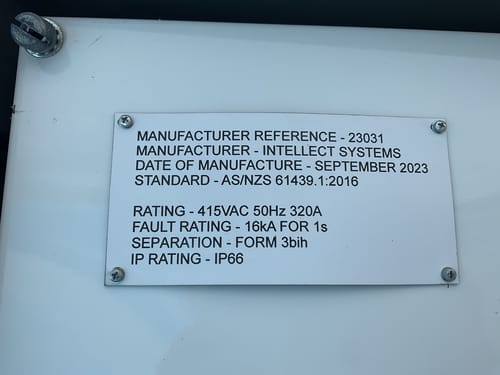 slide-items-3