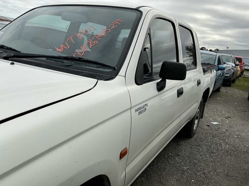 slide-items-3