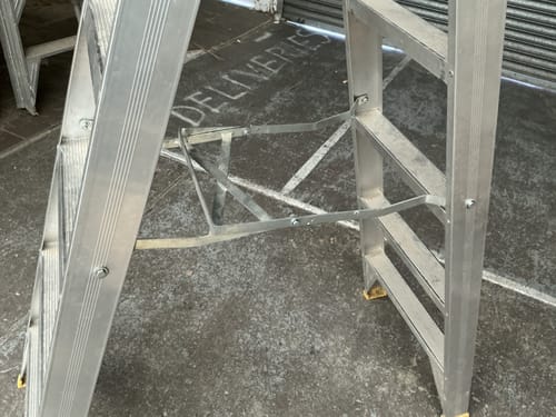 slide-items-1