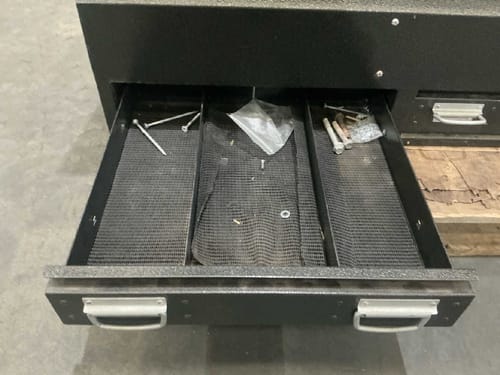 slide-items-3