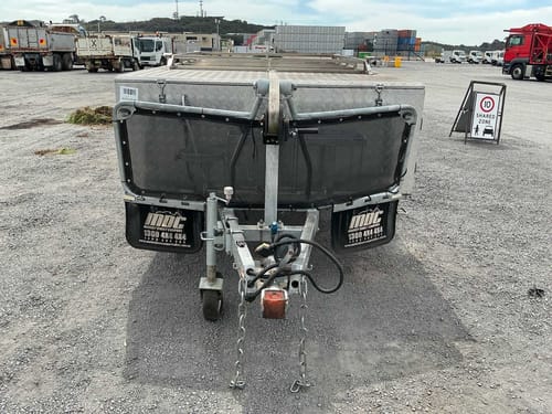 slide-items-1