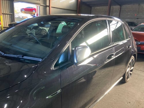 slide-items-3