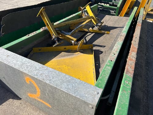 slide-items-1