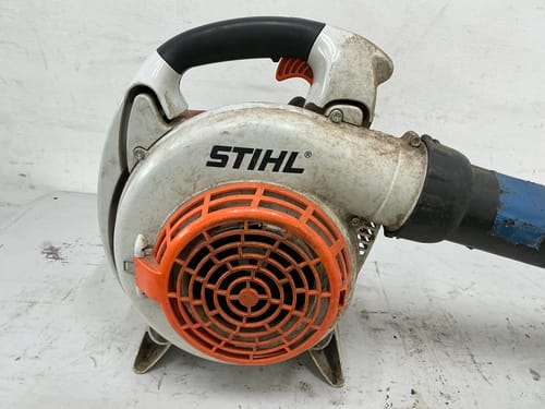 slide-items-3