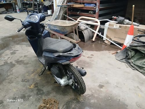 slide-items-4