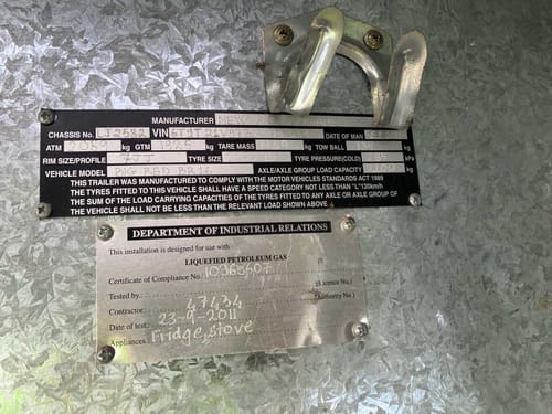 slide-items-1