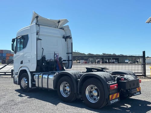 slide-items-4