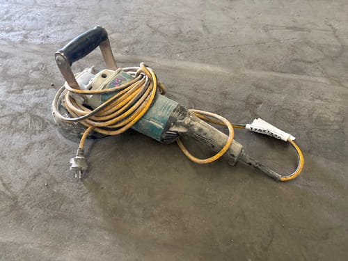 slide-items-1
