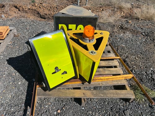 slide-items-1