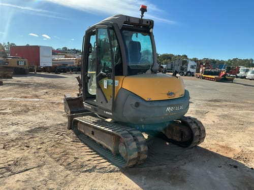 slide-items-4