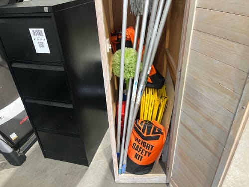 slide-items-4
