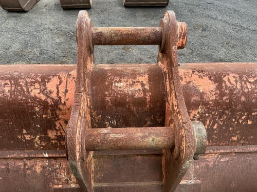 slide-items-3