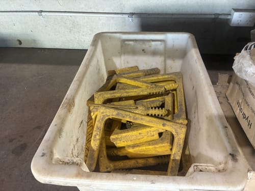 slide-items-1