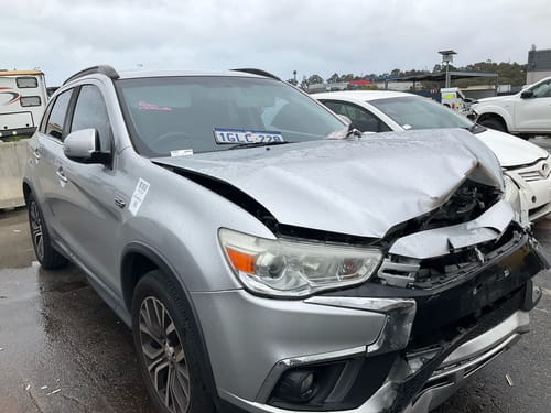 slide-items-0