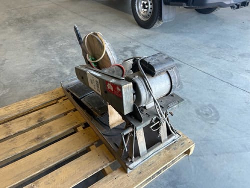 slide-items-2