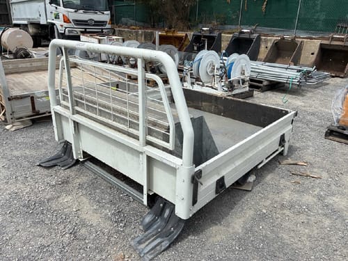 slide-items-1