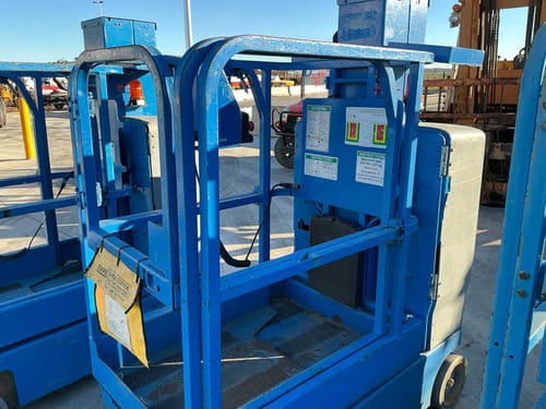 slide-items-3