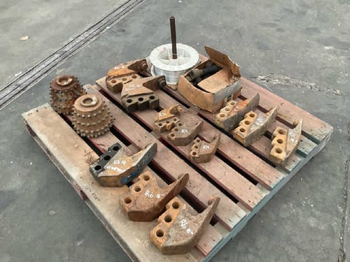slide-items-3