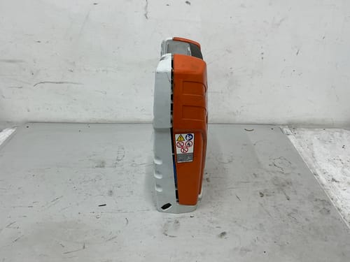 slide-items-3